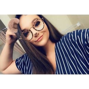 Meet your Posher, Shelby